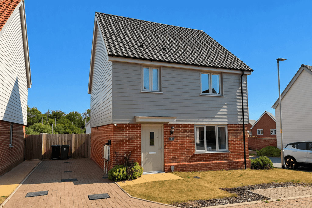 Property photo 1 of 14 Daisy Way, Acle, Nr13