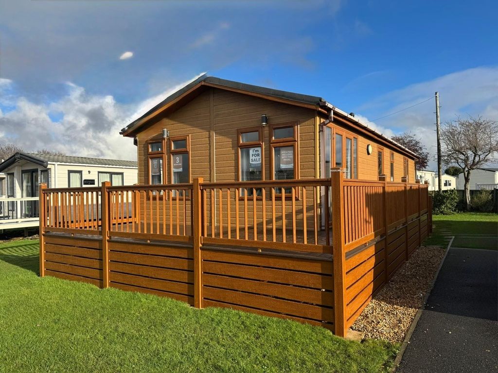 Property photo 1 of 18 Omar Bluebell 2015 Car0057900 127672195.Jpeg