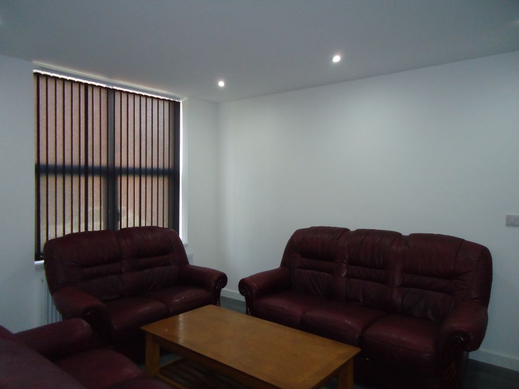 Property photo 1 of 13 Dsc01473