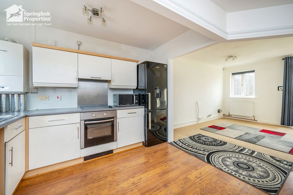 Property photo 3 of 16 Image 2