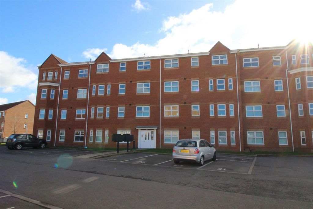 Property photo 1 of 10 Main.Jpg