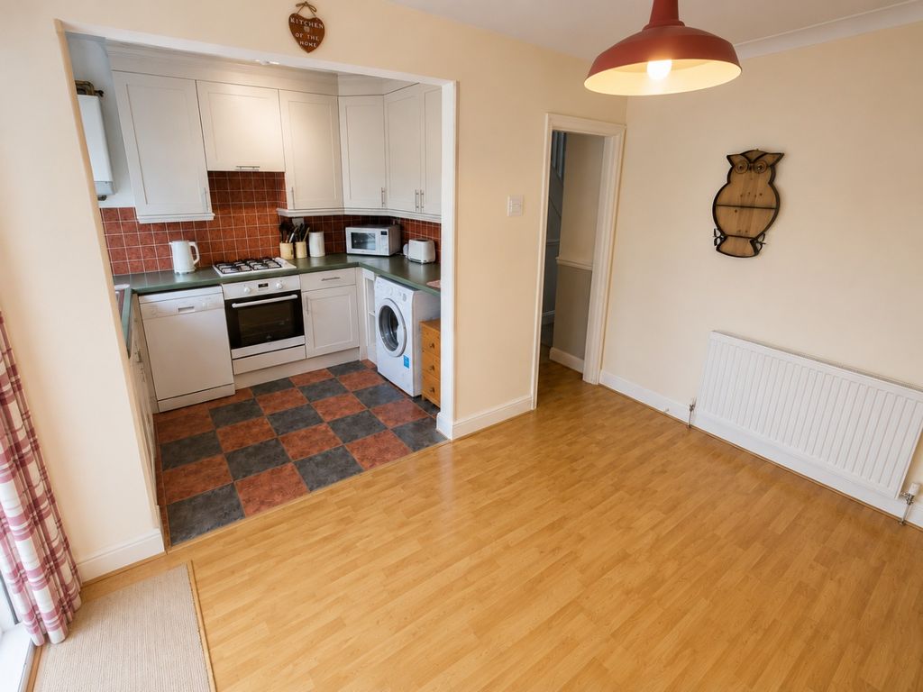 Property photo 3 of 12 5083073