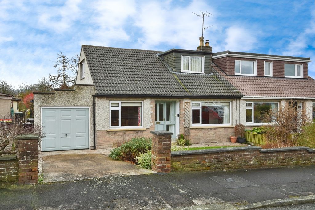 Property photo 1 of 19 External