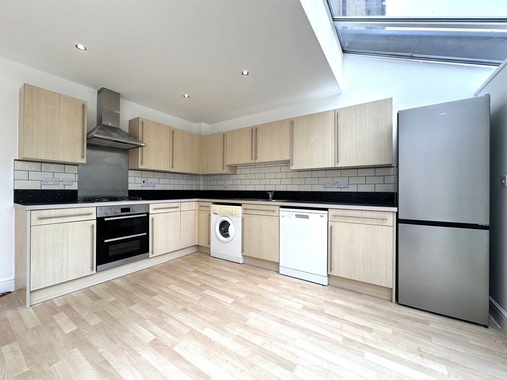 Property photo 1 of 21 Img_6207