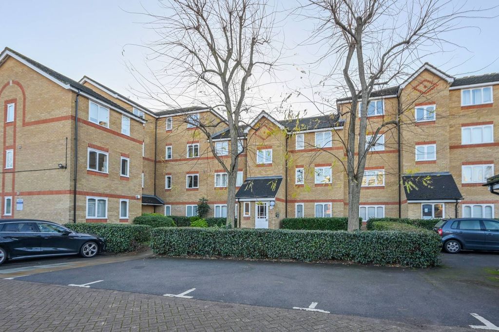 Property photo 1 of 13