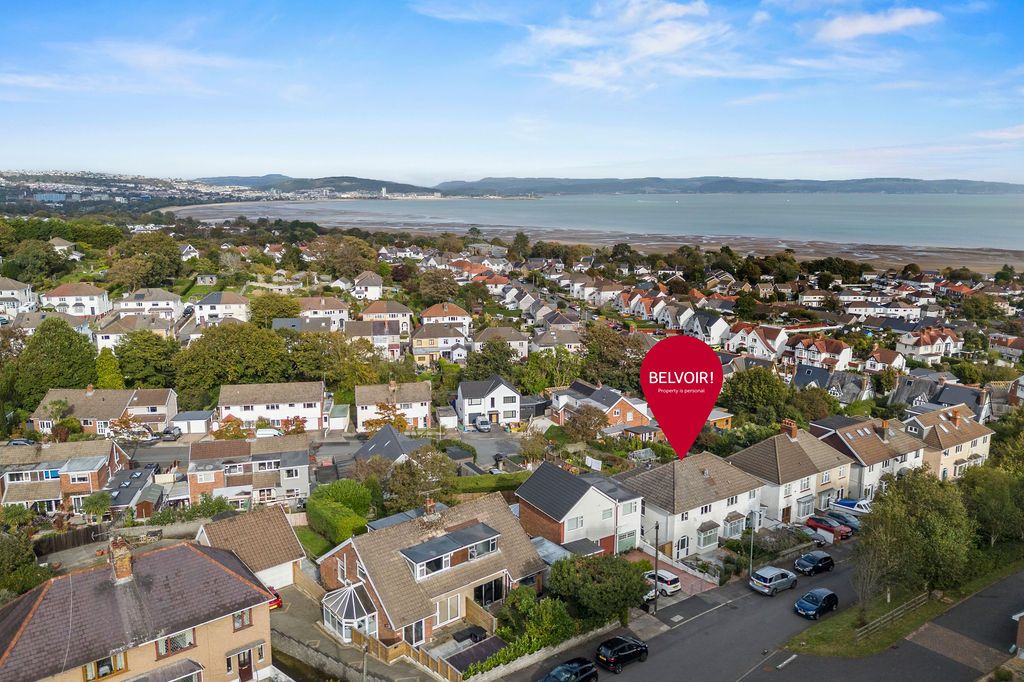 Property photo 3 of 42