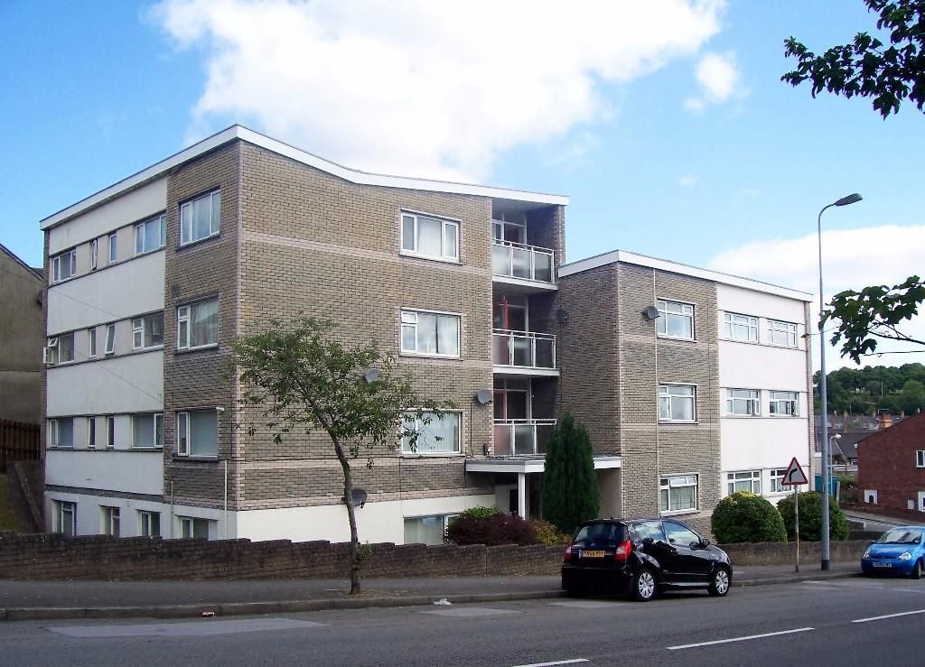 Property photo 2 of 4