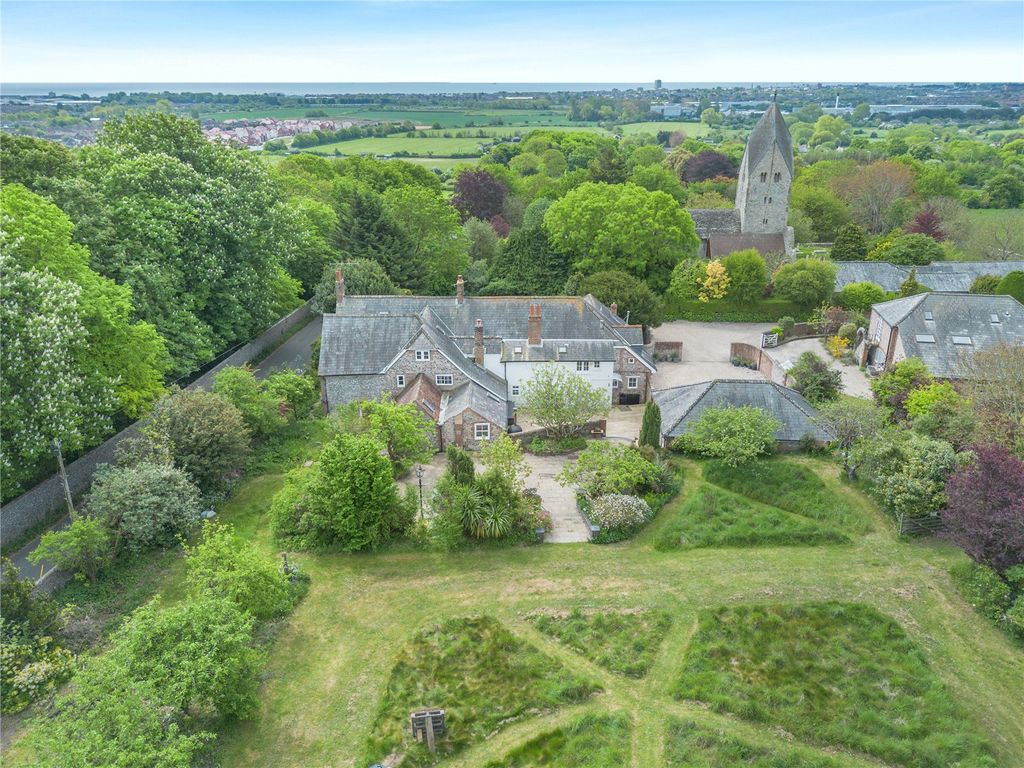 Property photo 3 of 33 Aerial