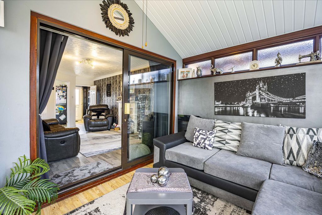 Additional image 5 of 3 bed semi-detached house for saleRupert Street, Ilkeston DE7