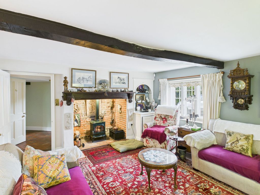 Property photo 2 of 35