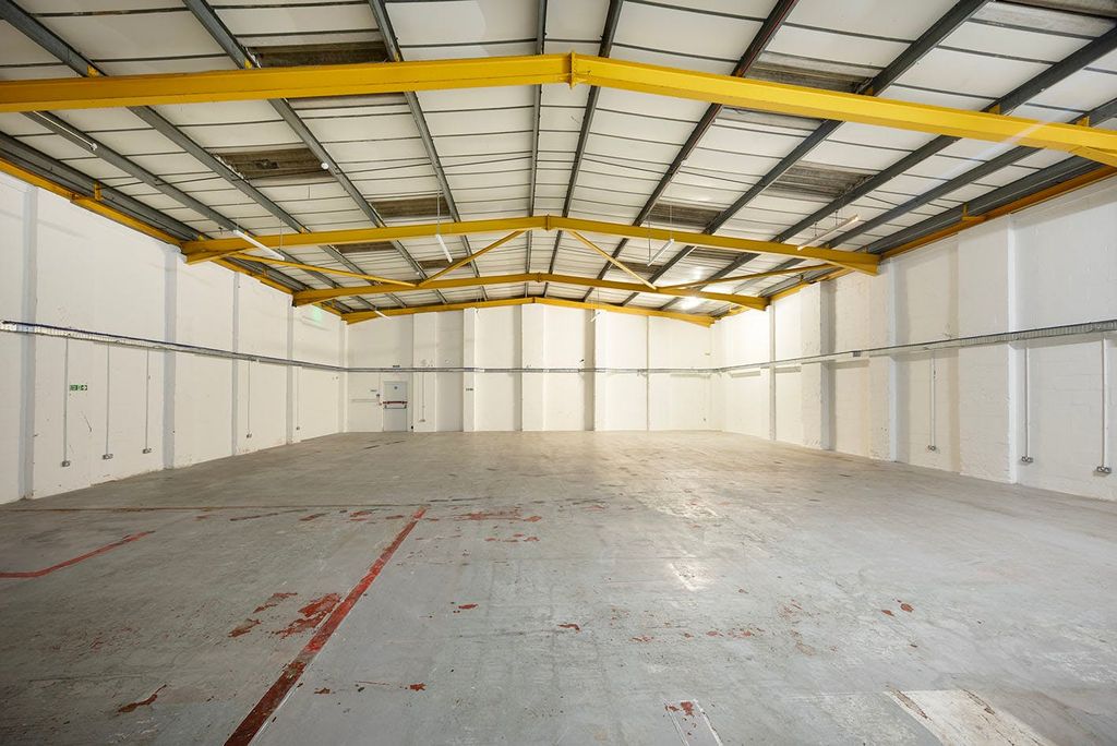 Property photo 3 of 9 W (6).Jpg