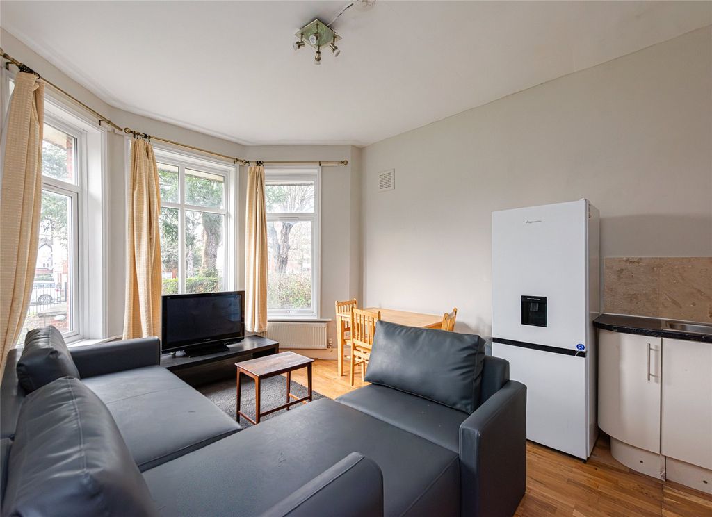 Property photo 1 of 4 Picture No. 12