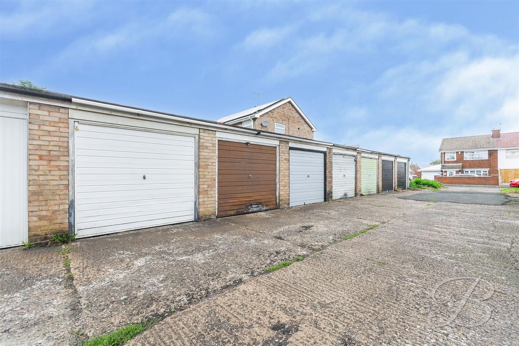 Property photo 2 of 20 CC34.Jpg