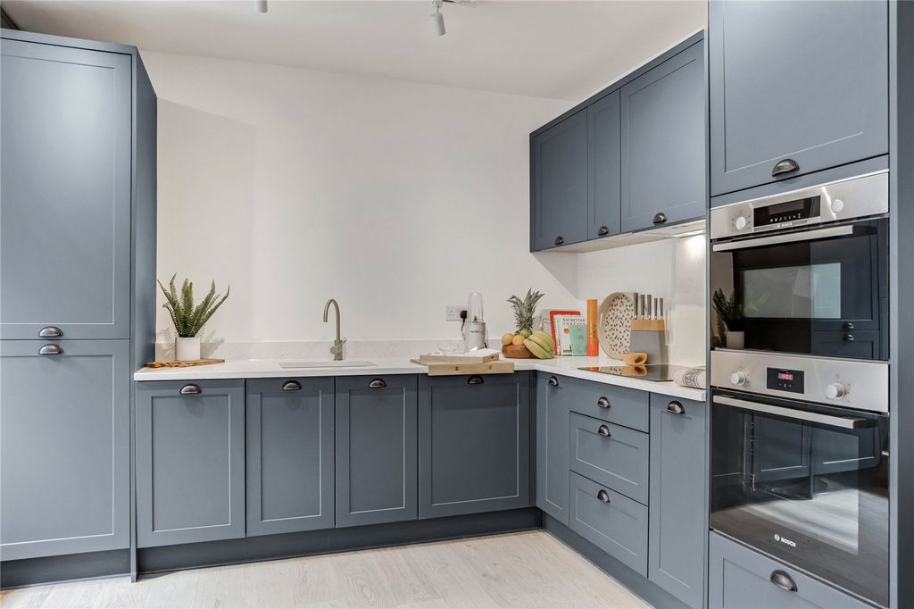 Property photo 2 of 8 * Show Home