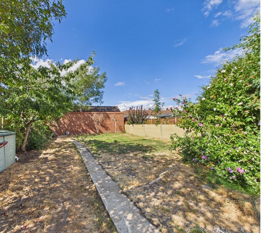 Property photo 3 of 26 5146753