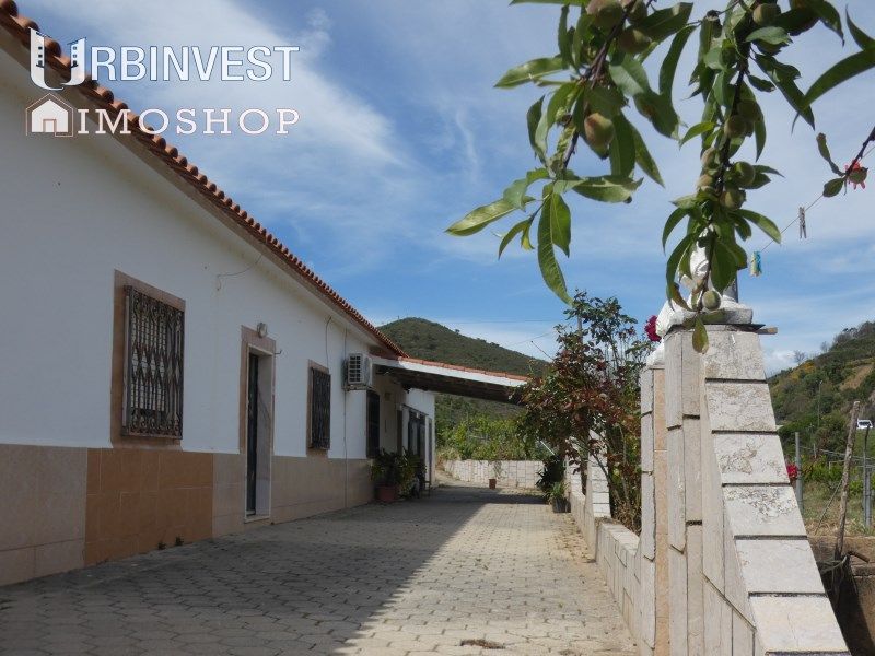 Property photo 1 of 66