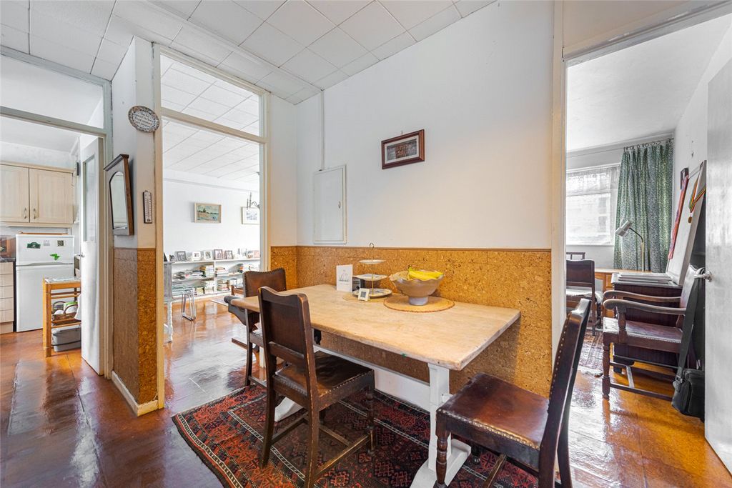 Property photo 2 of 10 Picture No. 05