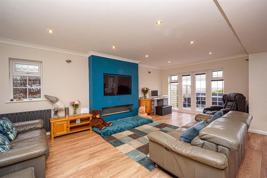 Property photo 2 of 51 Dsc03626.Jpg