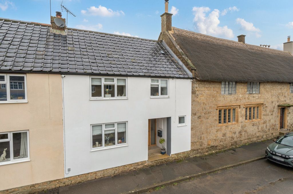 Property photo 1 of 29 1397819-2-6964F59...