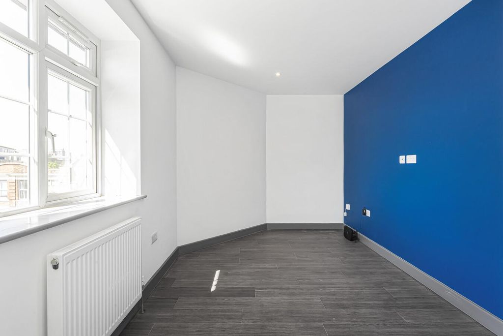 Property photo 3 of 10 Reception.Jpg