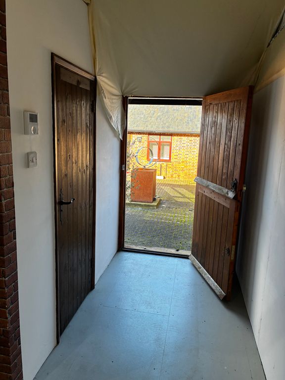 Property photo 3 of 4