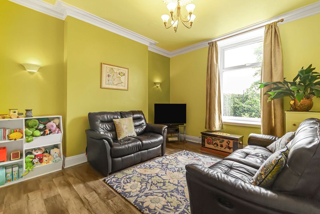 Property photo 3 of 29