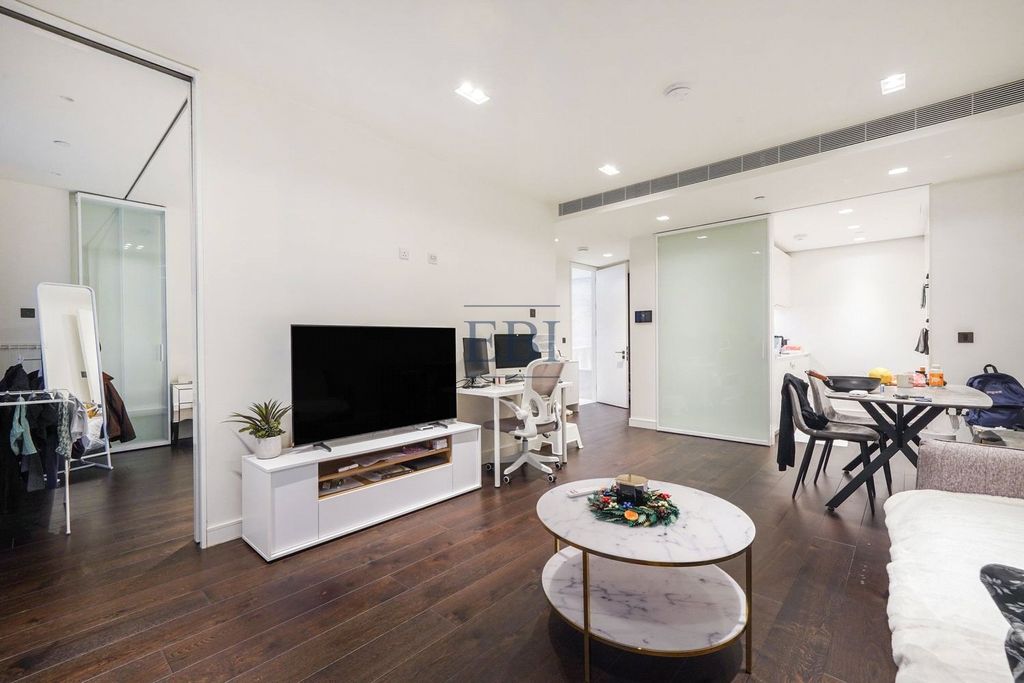 Property photo 2 of 16 Picture No. 25