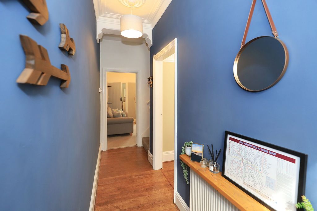 Property photo 2 of 30