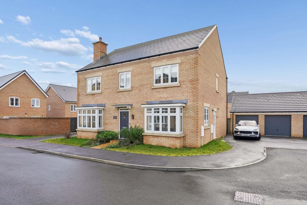 Property photo 1 of 20 Front Elevation