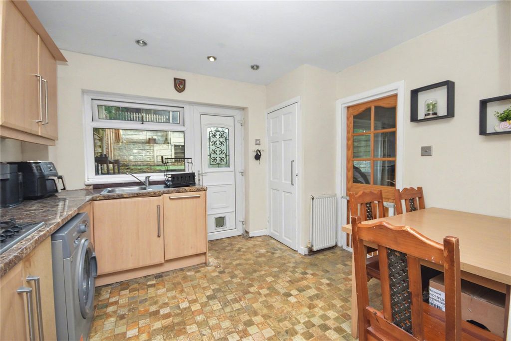 Property photo 3 of 12 Picture No. 20