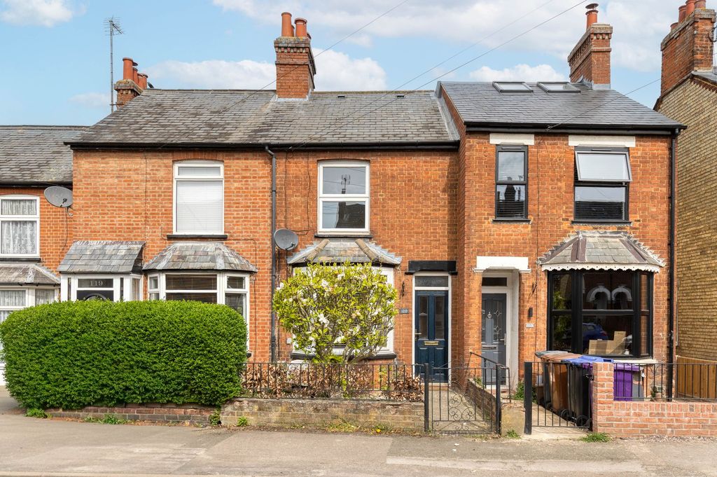 Property photo 1 of 17