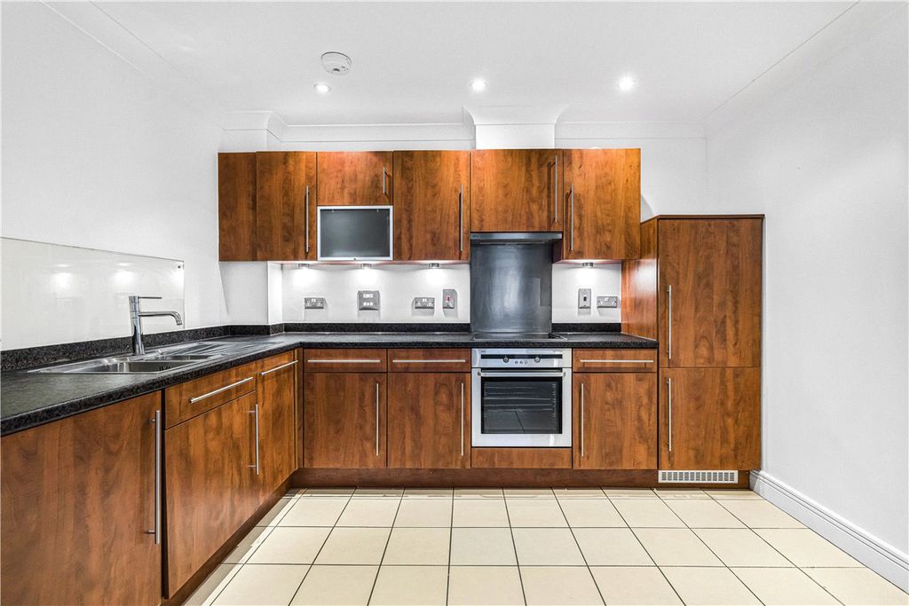 Property photo 1 of 12 Picture No. 01