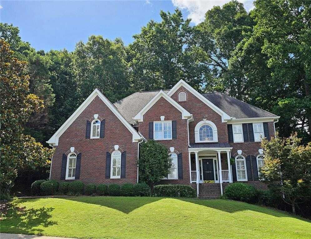 Property photo 1 of 31