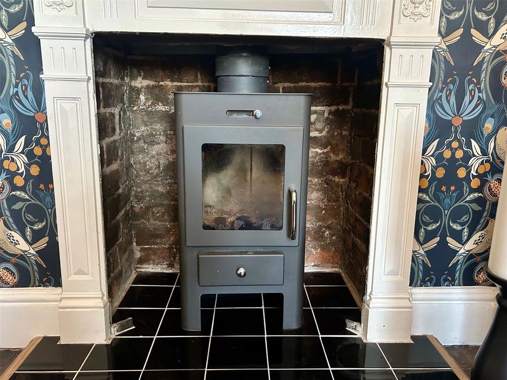 Property photo 3 of 17 Picture No. 18