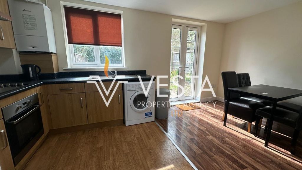 Property photo 1 of 37