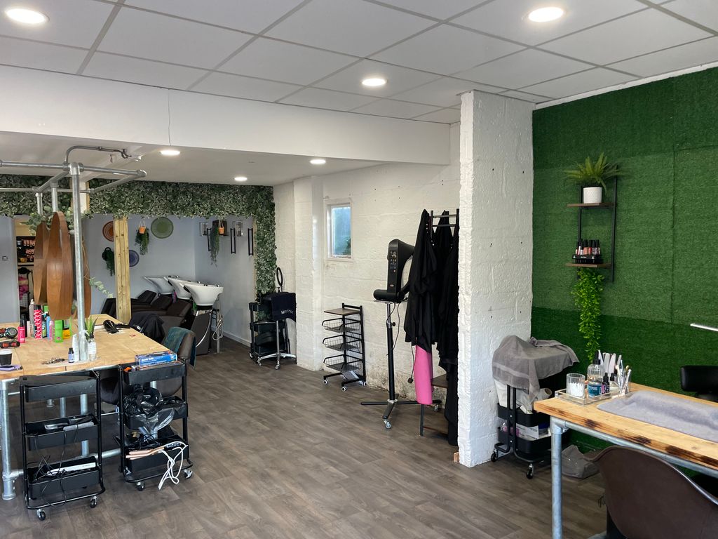 Property photo 3 of 4