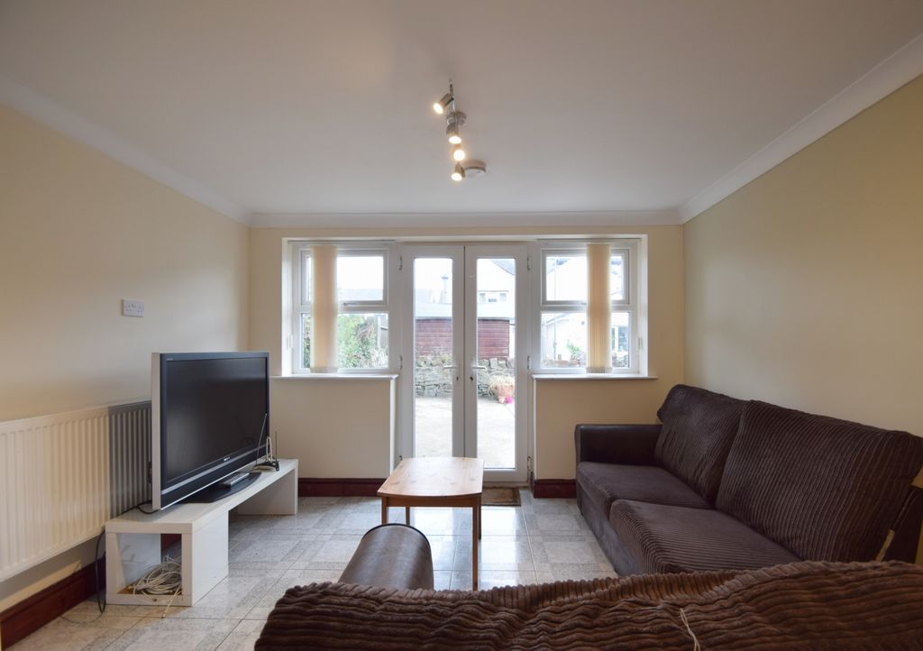 Property photo 1 of 13 Photo 13