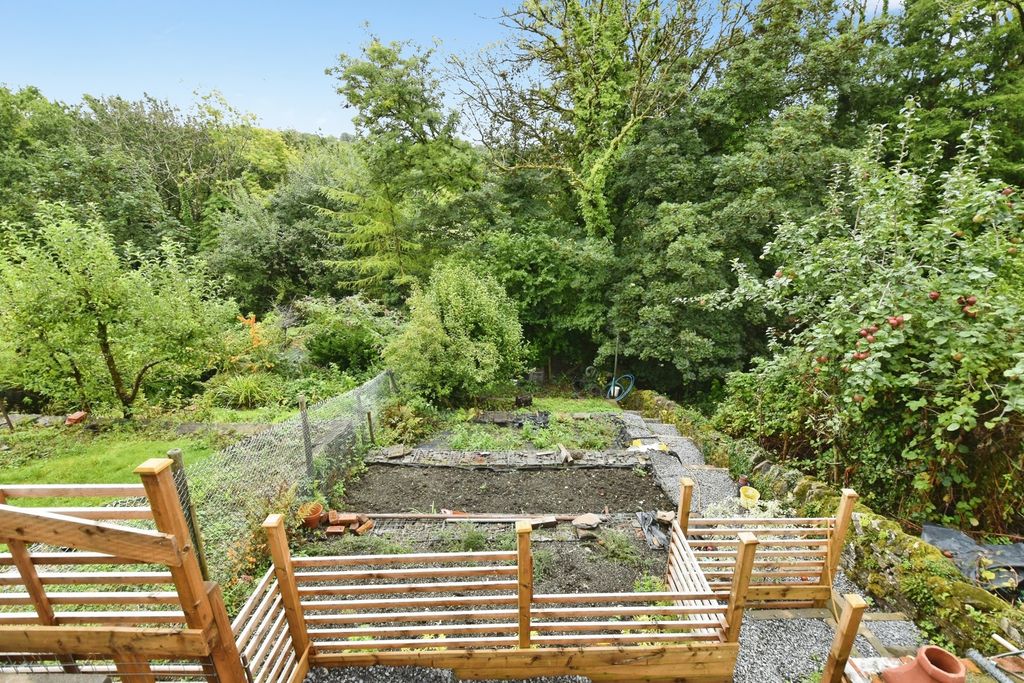 Property photo 2 of 18 Pbox-Img.Jpg