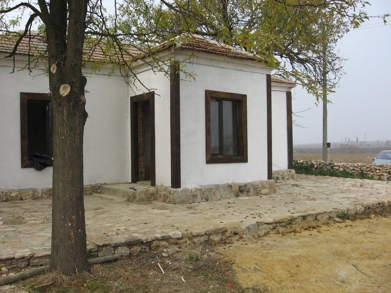 Property photo 1 of 6