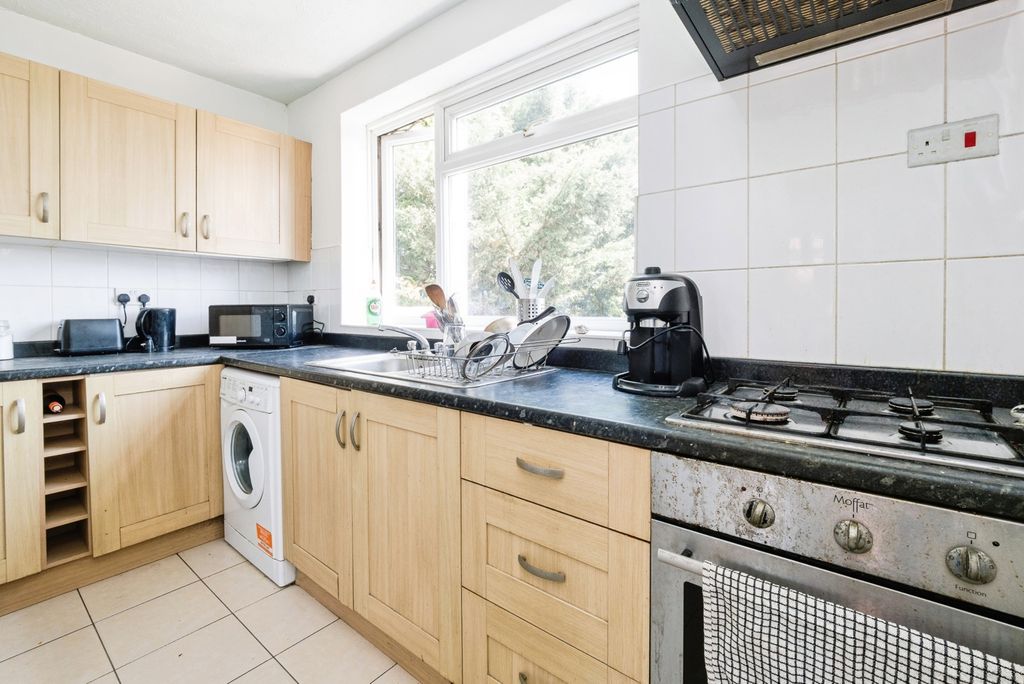 Property photo 2 of 20 Pbox-Img.Jpg