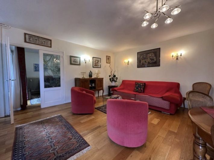 Property photo 3 of 7