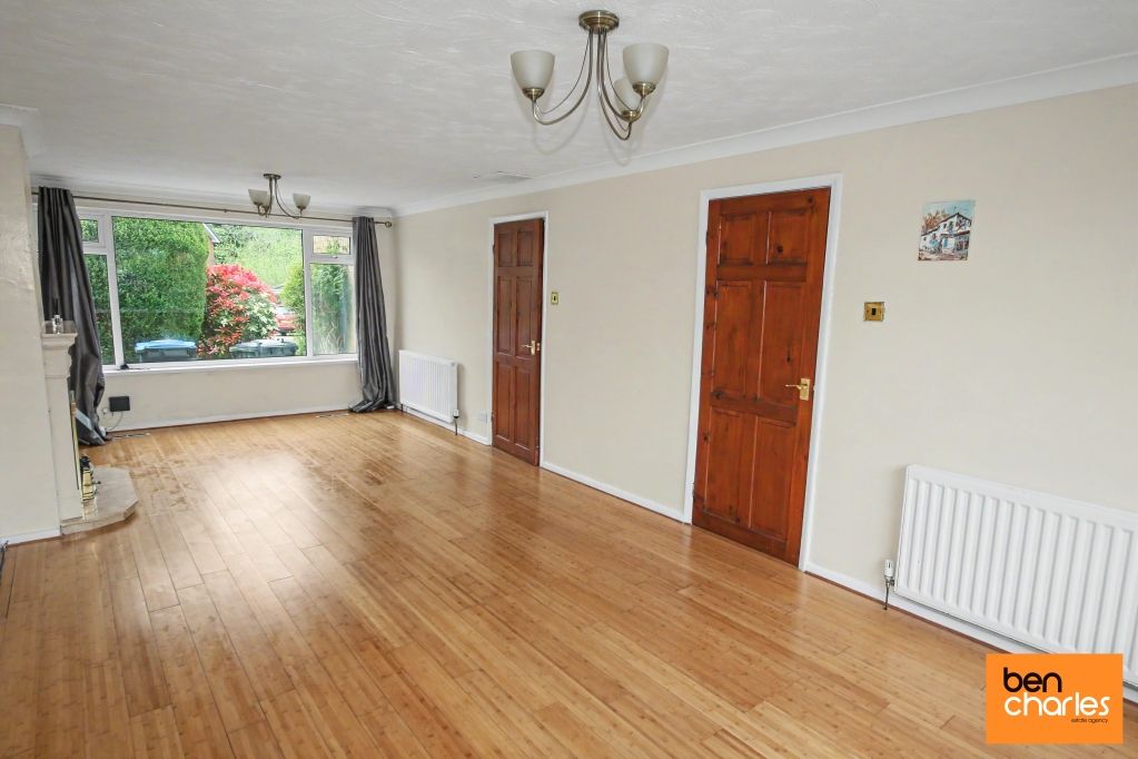 Property photo 2 of 20 Picture No. 30