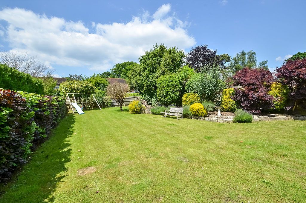 Property photo 2 of 21