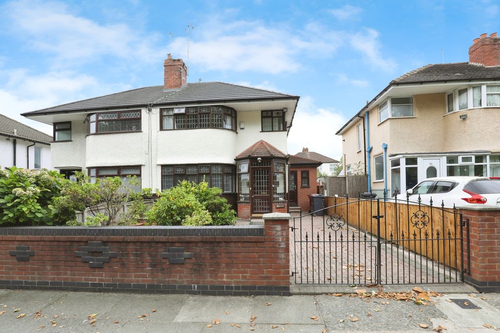 Property photo 1 of 15