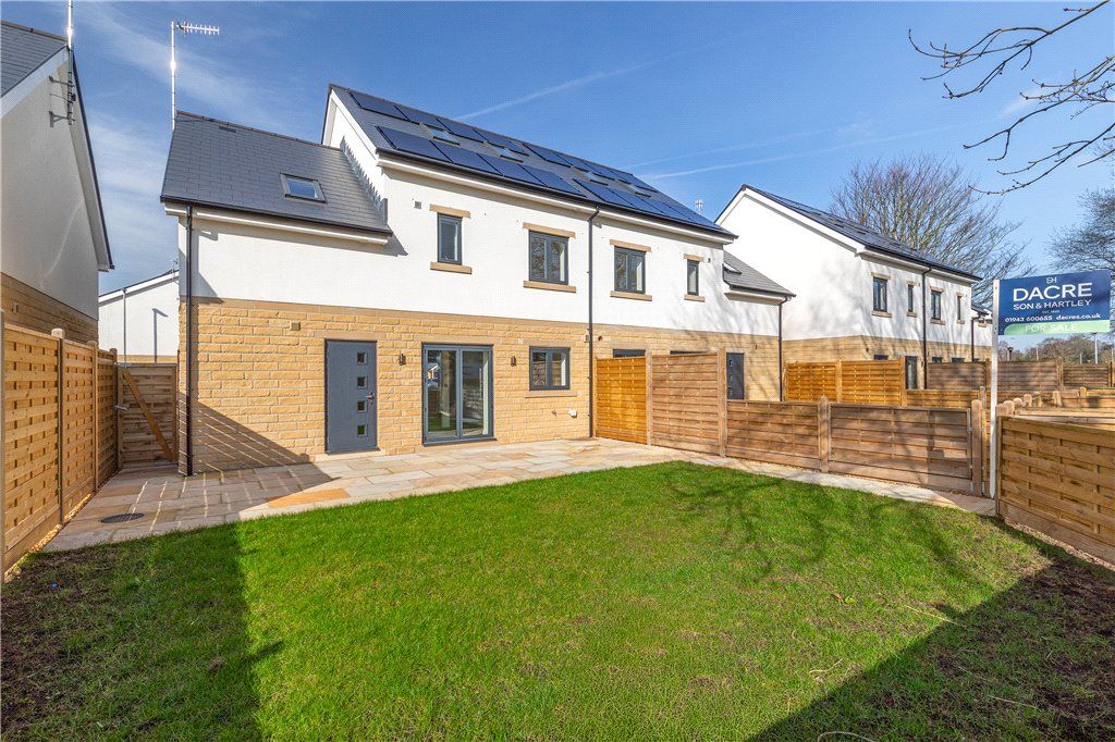 Property photo 3 of 21 Lovely Garden