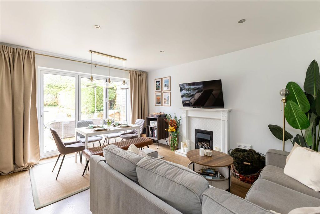 Property photo 2 of 30 Img_9975.Jpg