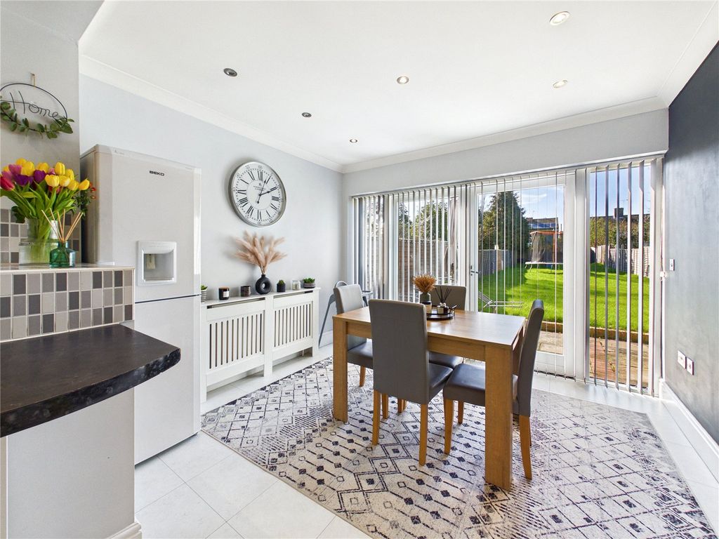 Property photo 3 of 20 Picture 3