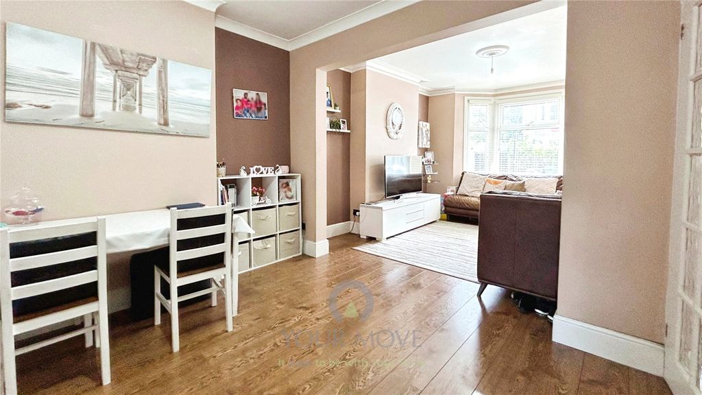 Property photo 3 of 9 Picture No. 05