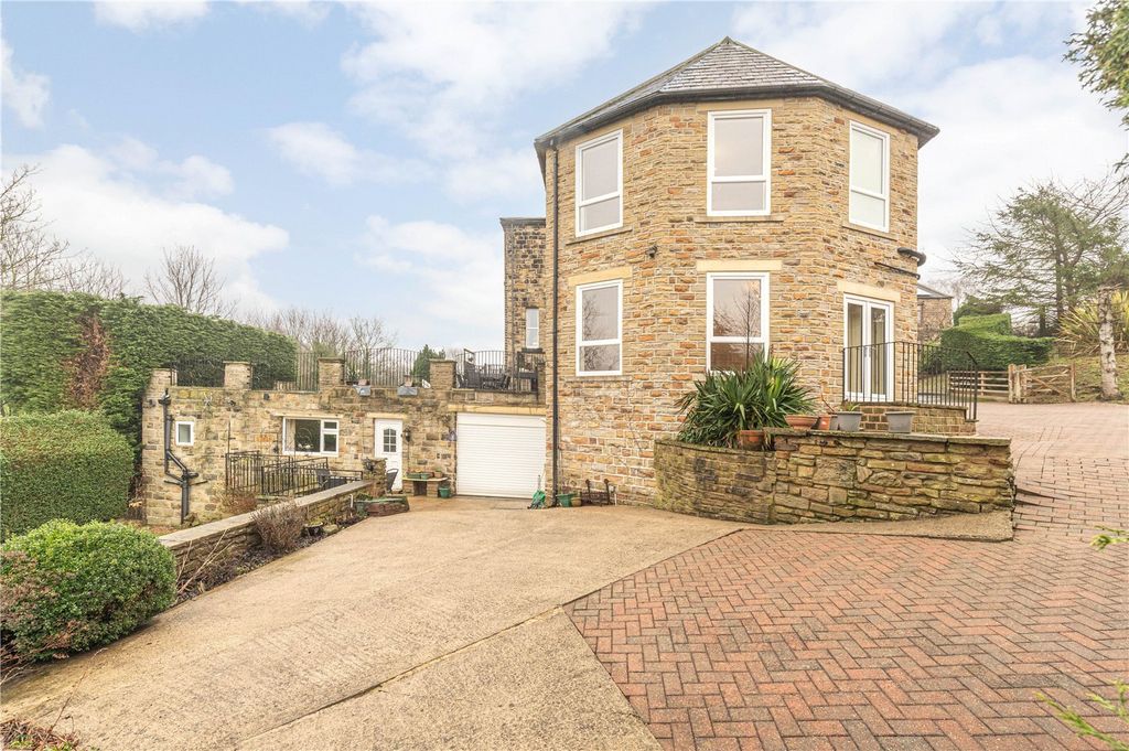 Property photo 3 of 26 Picture No. 28