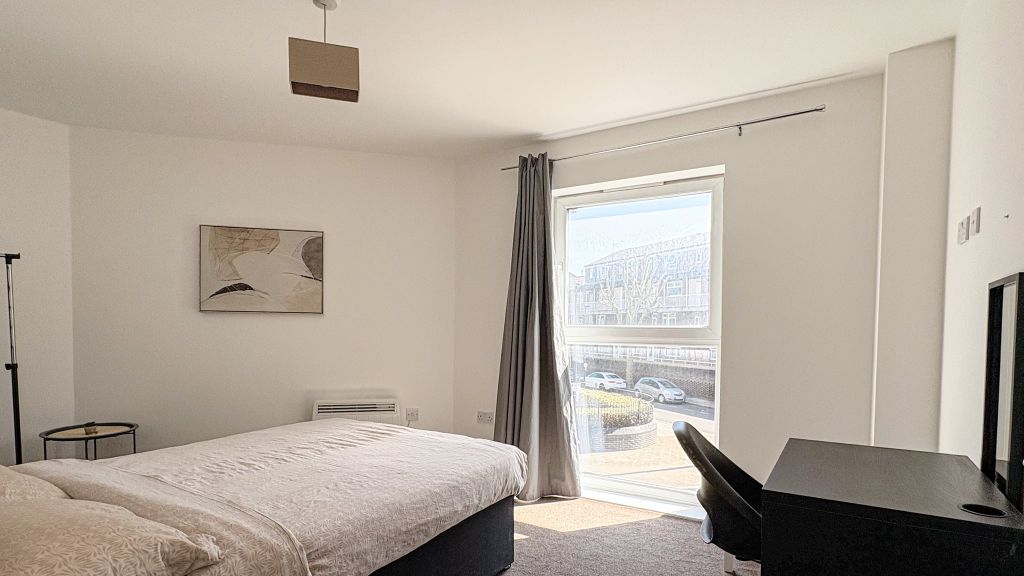 Property photo 3 of 14 Bedroom